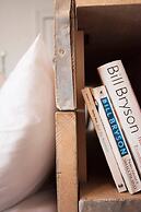 Higgihaus 46 Sleeps 5  Monday - Friday