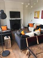 Higgihaus 46 Sleeps 5  Monday - Friday