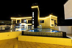 Cascadia Serviced Apartments