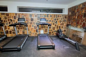 Cascadia Serviced Apartments