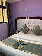 HOTEL LE KREMLIN