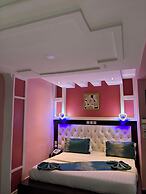 HOTEL LE KREMLIN