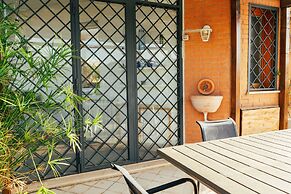 Sunset Apartment in Rome