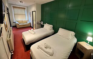 George Hotel Hayfield