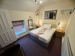 George Hotel Hayfield