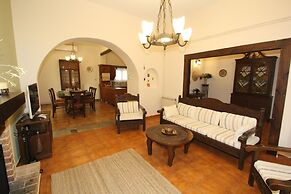 Fistiki House by Frangki