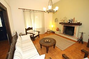 Fistiki House by Frangki