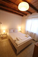 Fistiki House by Frangki