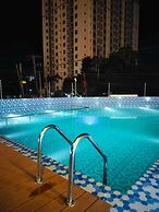 Lux Suites Capital Rise Apartments