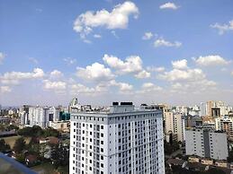 Lux Suites Capital Rise Apartments