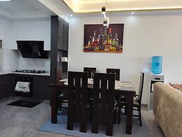 Lux Suites Capital Rise Apartments
