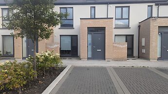 Private Rooms in a Peaceful Neighborhood