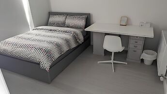 Private Rooms in a Peaceful Neighborhood