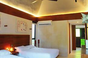 Lipsos Private Luxury beachfront home