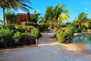 Lipsos Private Luxury beachfront home