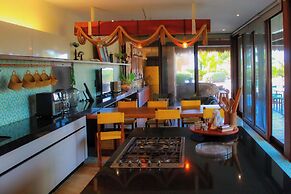 Lipsos Private Luxury beachfront home