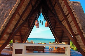 Lipsos Private Luxury beachfront home