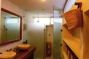 Lipsos Private Luxury beachfront home