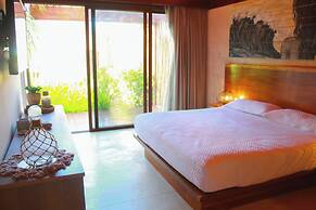 Lipsos Private Luxury beachfront home