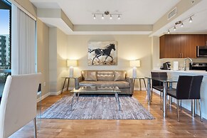 Global Luxury Suites at Woodbury