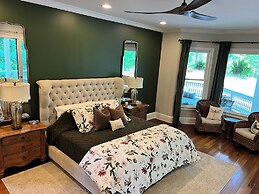 Lakeside Valley Vineyards B&B