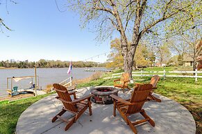 Potomac River Getaway: Walk to Marina!