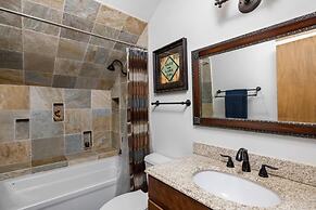 82 Lenawee Lane 5 Bedroom Home