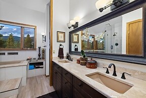 82 Lenawee Lane 5 Bedroom Home