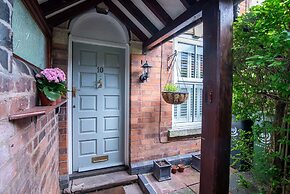 Host Stay Terrace on Canal