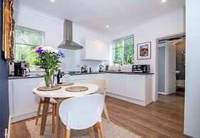 Host Stay Terrace on Canal