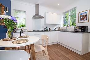 Host Stay Terrace on Canal