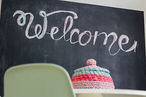 Stylish Apartment With Balcony