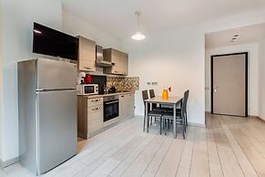 Modern and Spacious Apartment With Terrace