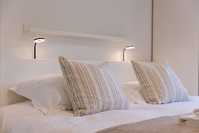 Cozy Apartment for 4 With Parking