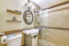 8 Mi to Dtwn: Pet-friendly Phoenix Home!