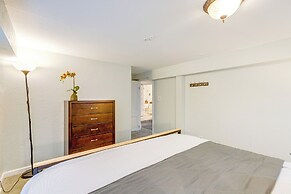 Denver Retreat in Cherry Creek: Walk to Dining!