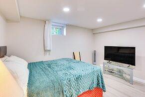 5 Mi to Downtown Baltimore: Quiet Home w/ Porch