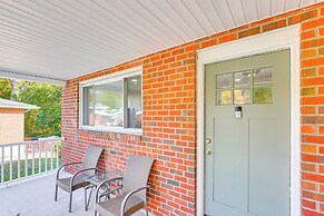 5 Mi to Downtown Baltimore: Quiet Home w/ Porch