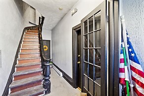 Charming Jersey City Retreat 1 Bedroom Condo
