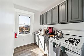Charming Jersey City Retreat 1 Bedroom Condo