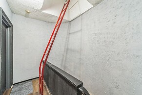 Charming Jersey City Retreat 1 Bedroom Condo