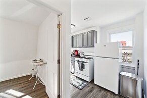 Charming Jersey City Retreat 1 Bedroom Condo