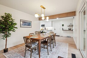 Tranquil Waterfront Escape With Harbor Views 3 Bedroom Home