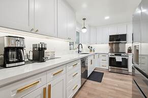 Tranquil Waterfront Escape With Harbor Views 3 Bedroom Home