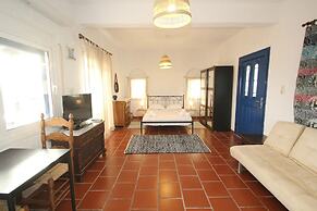 Fistiki Studio by Frangki