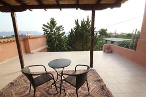 Fistiki Studio by Frangki