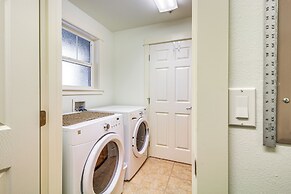 Riverfront Apt in Old Town Florence!