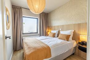 Modern Holiday Apartment With Garden Near the sea