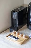 Modern Holiday Apartment With Garden Near the sea