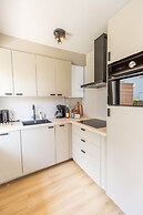 Modern Holiday Apartment With Garden Near the sea